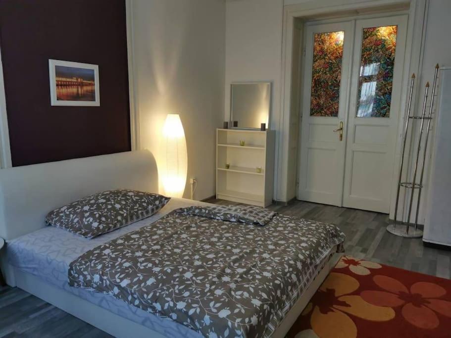Szeged Apartment Екстер'єр фото