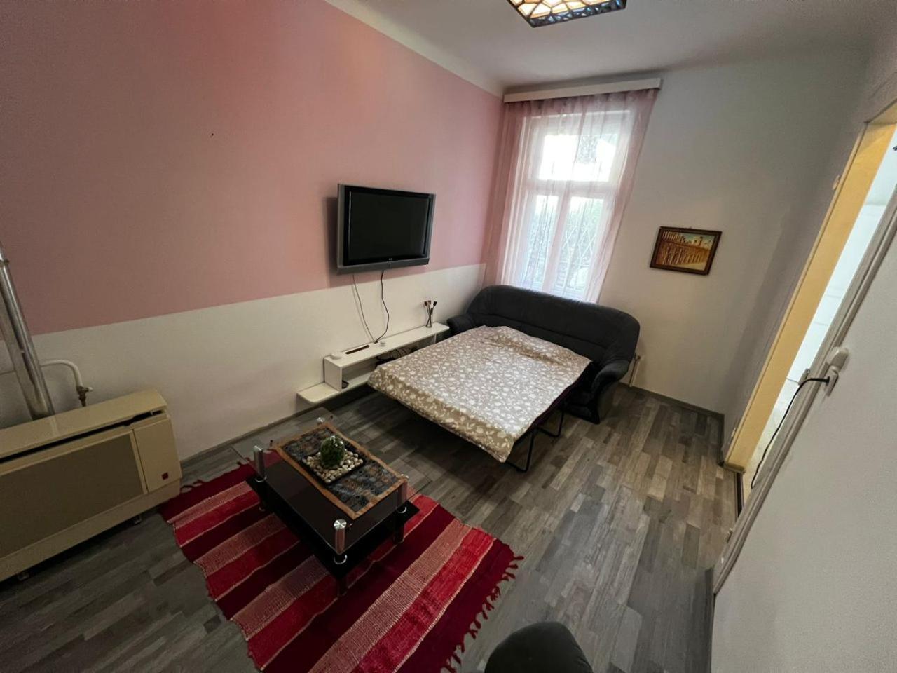 Szeged Apartment Екстер'єр фото