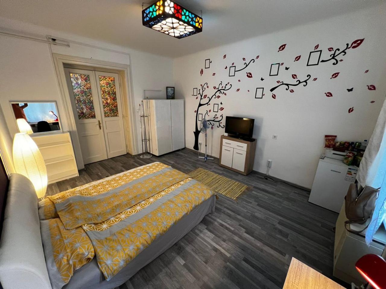 Szeged Apartment Екстер'єр фото